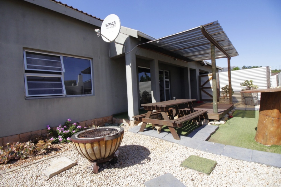 3 Bedroom Property for Sale in C Place Eastern Cape